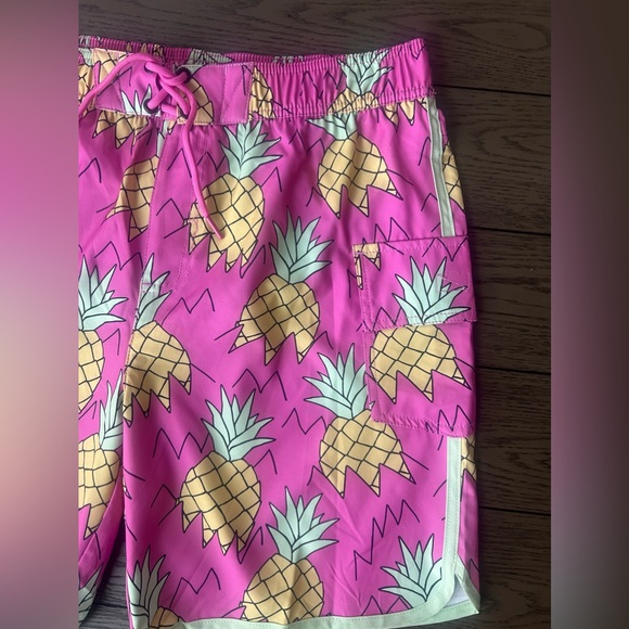 Sovereign Code Joyride Pineapple Swim Trunks In purple Size Large NWOT - Picture 3 of 6